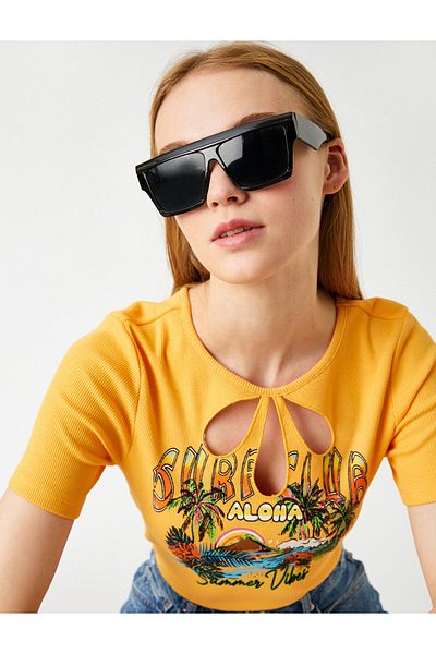 Koton Tricou cu mânecă scurtă imprimat cu detaliu fereastră