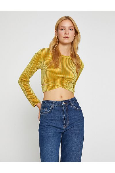 Koton Crop μακρυμάνικο μπλουζάκι με λεπτομέρεια παραθύρου