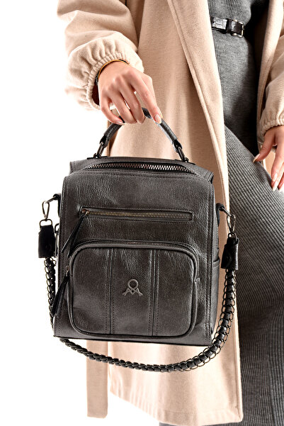 YOGII Zipes Unisex Quality Leather Backpack and Shoulder Bag - Multi-Compartment Vip with Chain