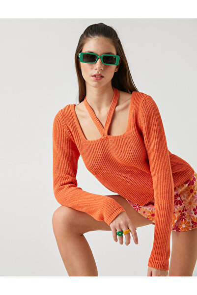 Koton Langärmliger Strickpullover – Kragendetail