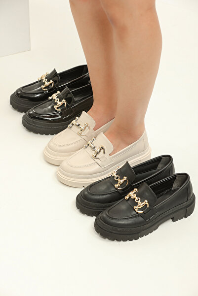 CICIKIZ Дамски мокасини с черна кожена верижка и шев на подметката