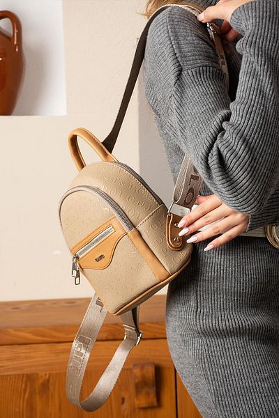 H&D COLLECTİON Πολύ χρήσιμο μικρό μέγεθος, κατάλληλο για καθημερινή χρήση Σακίδιο πλάτης 5 θέσεων 4112