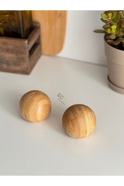 ECO KİTCHEN Set of 2 Bamboo Ball Shape Salt and Pepper Shakers - Spice and Modern