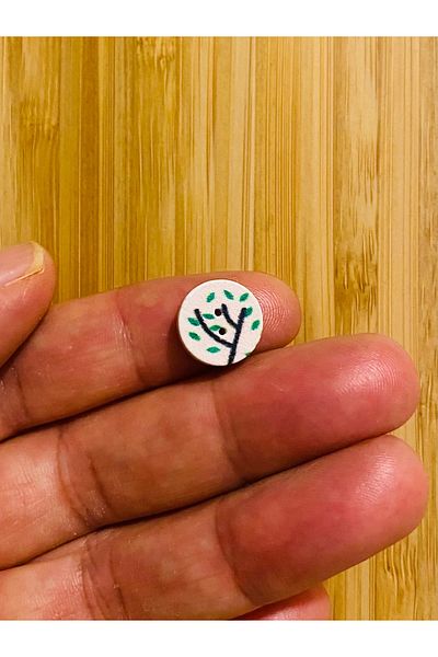 Kartopu Branch Patterned Painting Wooden Button Narrow Hole. 13 Mm. Pack of 6. Pink.