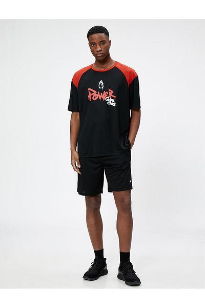 Koton Sportliches Oversize-T-Shirt mit Slogan-Aufdruck, Rundhalsausschnitt, halbe Ärmel
