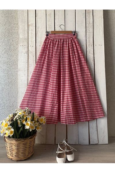 KÜÇÜĞÜM BUTİK Red Flared Skirt - Gingham Model