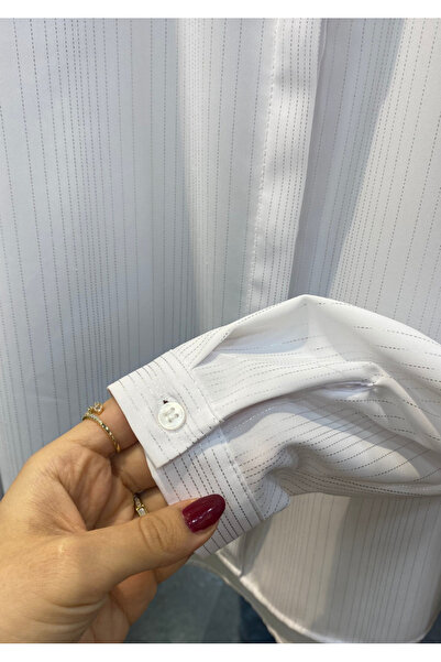 PERA MODA Κομψό γυναικείο πουκάμισο Special Day που δεν εμφανίζει φύλλα