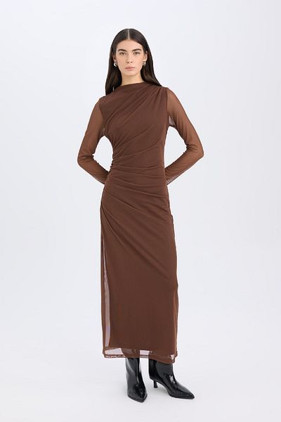 DeFacto Figurbetontes, körperbetontes Maxikleid aus Tüll mit halbem Rollkragen und langen Ärmeln E3548AX24WN