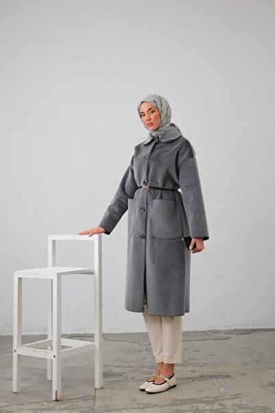 FMN Moda Oversize Stamp Coat - Hijab Compatible, Unlined, Thick Equivalent and Buttoned
