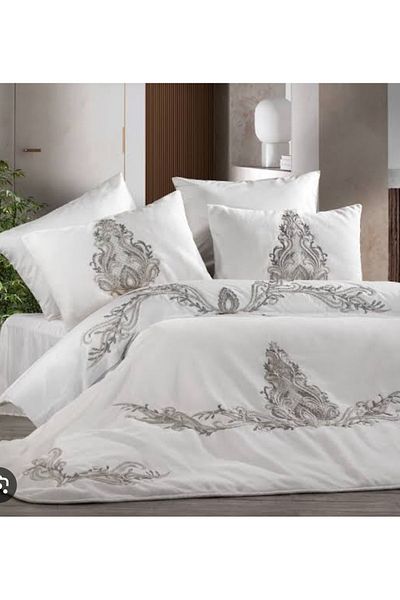 KÜBRAHOME'S Tiara 3 pcs blanket set cream - glazed