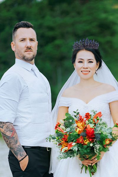 Hayalperest boncuk Denver Crystal Jewelled Queen Crown Bridal Henna Night Crown Crystal Jewelled Bridal Wedding Crown Navy Blue