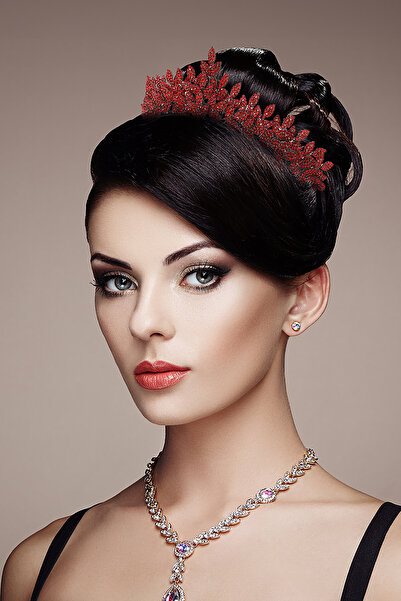 Limelia نموذج ورقة تاج الأميرة الزفاف لأزياء الزفاف تاج الملكة الأحمر