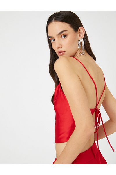 Koton Abendkleidbluse aus Satin mit Trägern und Raffdetail am Rücken