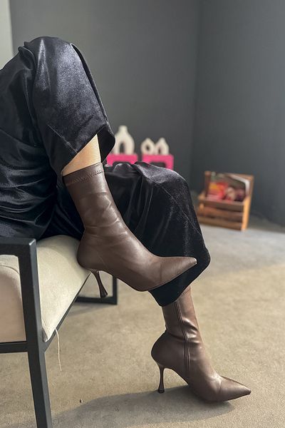 SHOEBELLAS Γυναικείες μπότες με τακούνι Mesia Bitter Brown Skin Stretch με φερμουάρ
