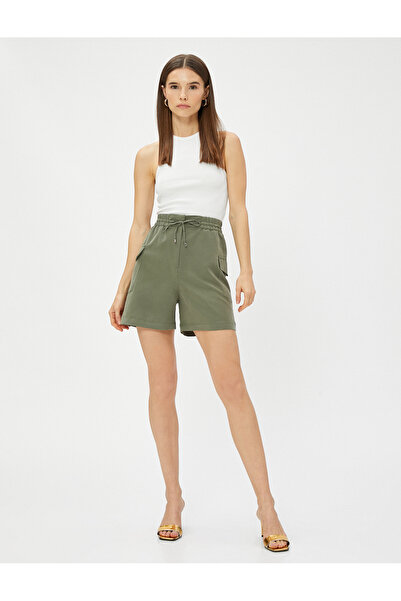 Koton Σορτς Cargo Modal Blend με τσέπη δεμένη μέση