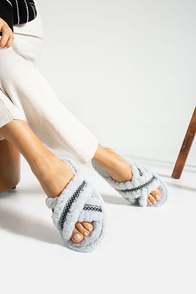 RedPlay Eva Sole Women's House Slippers - Cross Banded Guest House Dowry