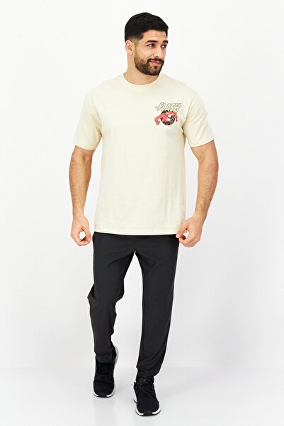 Warner Bros Men Crew Neck Short Sleeve Graphic Print T-Shirt, Cream