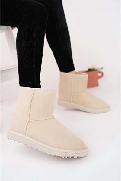 XStreet 02 Ruby Uggy Kısa Kadın Bot Yünlü Bot