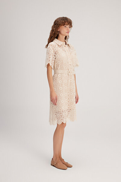 adL Kısa Kollu Kemerli Güpür Dantel Elbise