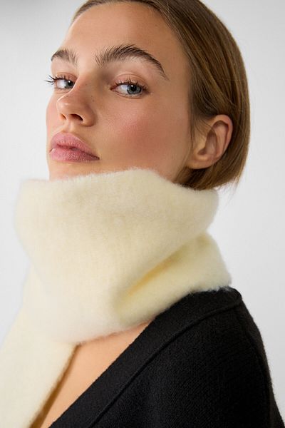 Stradivarius Solid Coloured Shawl