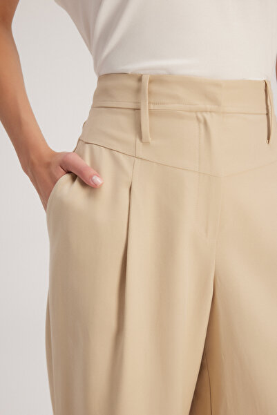 adL Pantaloni cu corset