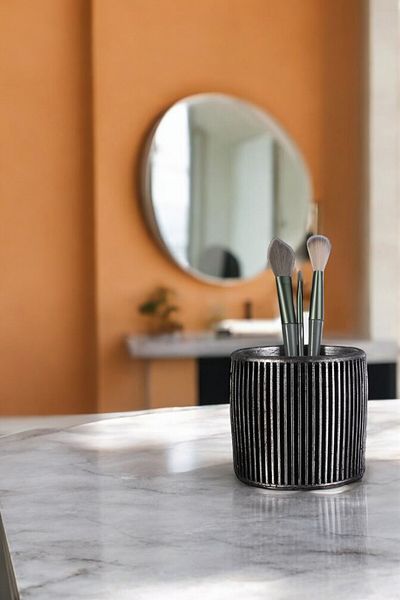 Evene Organizator de machiaj colorat antic argintiu - Organizator pentru pensule Model 1