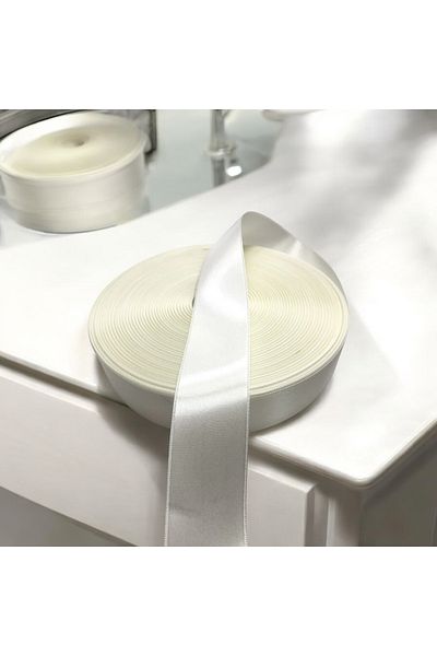 SavBrand Κρεμ Σατέν Κορδέλα 4 εκ. - 1 μέτρο