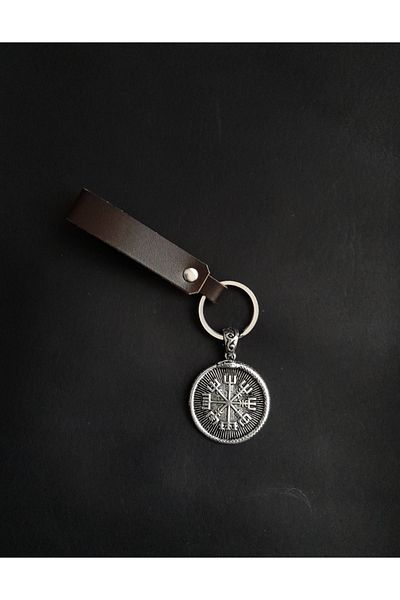 BSN Store سلسلة مفاتيح من الجلد الطبيعي باللون البني مع بوصلة إسكندنافية على الوجهين وأشكال فالكنوت