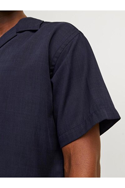 Jack & Jones Jack&Jones Мъжка риза с къс ръкав и голям размер - минималистична и удобна