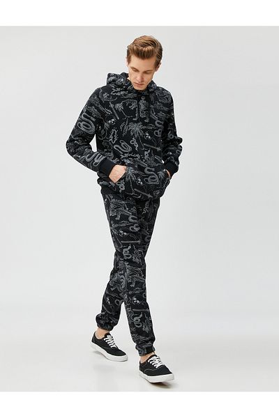 Koton Jogginghose mit Totenkopf-Print und Spitzen-Taillentasche