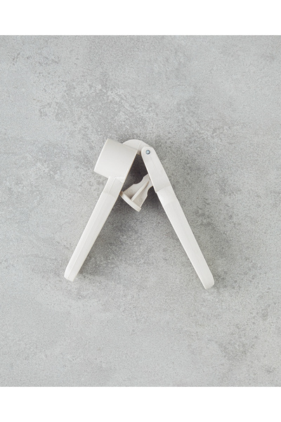 English Home Ofelia Plastik Sarımsak Ezici Mutfak Gereci 14,5 cm Krem