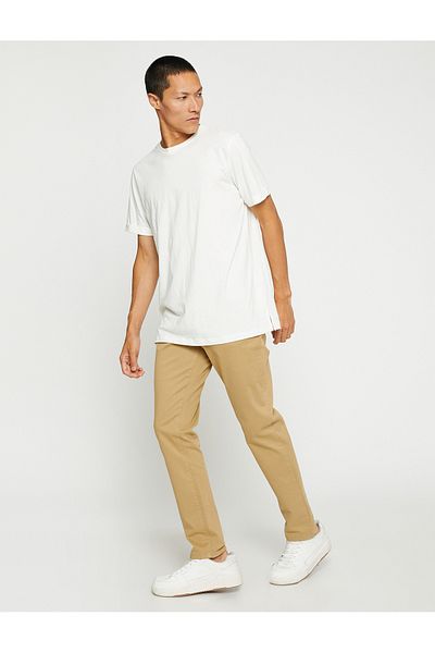 Koton Basic-Gabardine-Hose mit schmaler Passform und Knopfdetail