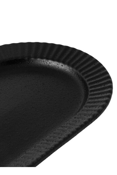 Dania Black Oval Porcelain Service Plate 51 Cm