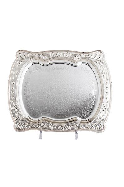 Dania Silver metal tray for all presentations and uses