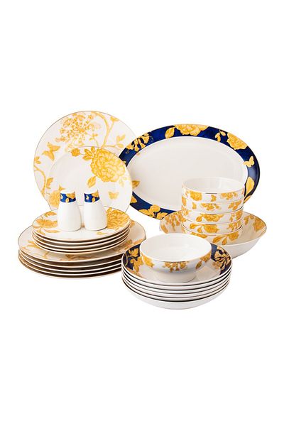 Dania 28-piece porcelain dining set with golden font, suitable for 6 people