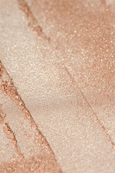 H&M Glow Pro Highlighter