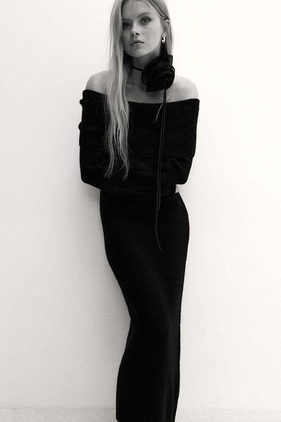 H&M Off-the-shoulder fine-knit dress
