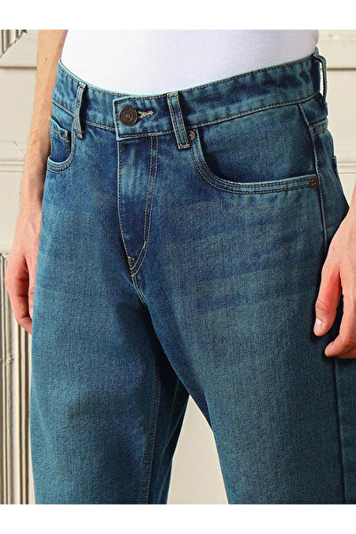 Dennis Lingo By Styli Mid Rise Relaxed Fit Low Fade Jeans