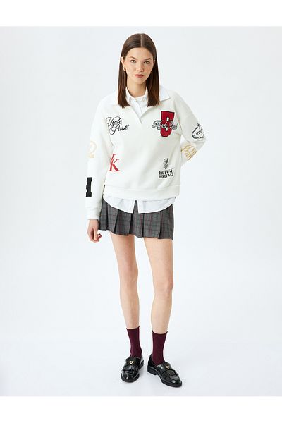 Koton Polo Neck Buttoned Oversize College Embroidered Raised Sweatshirt