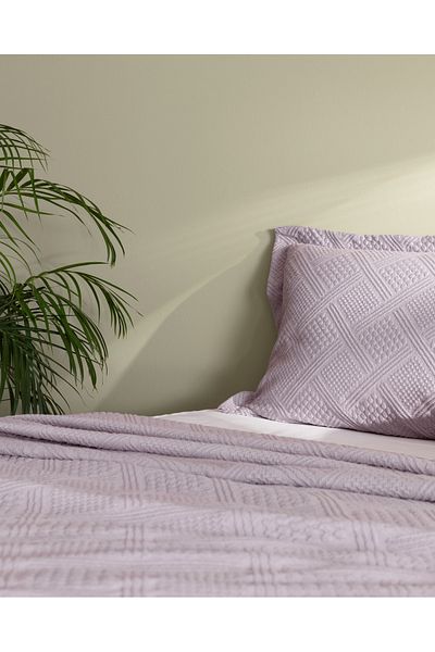 Madame Coco Triangle King Size 100% Cotton Bedspread - Light Plum