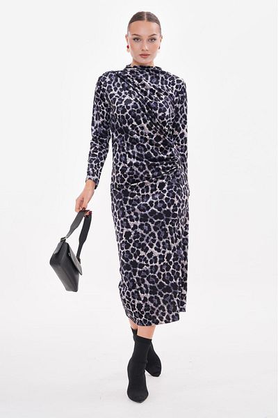 bymaestro woman Rochie de damă din catifea cu imprimeu leopard