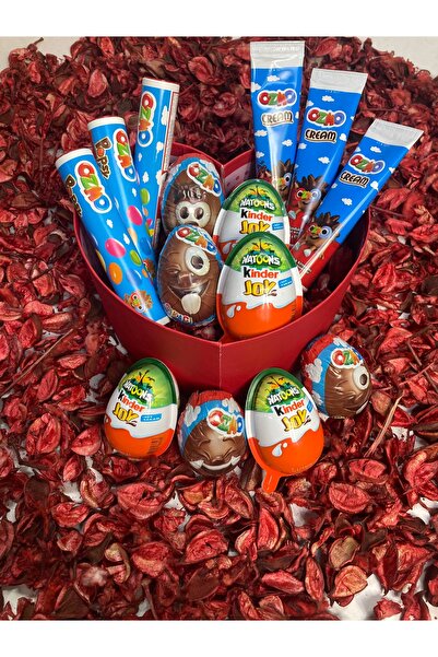 Kinder Süpriz Yumurtalı Özell Kalpli Çikolata Kutusu