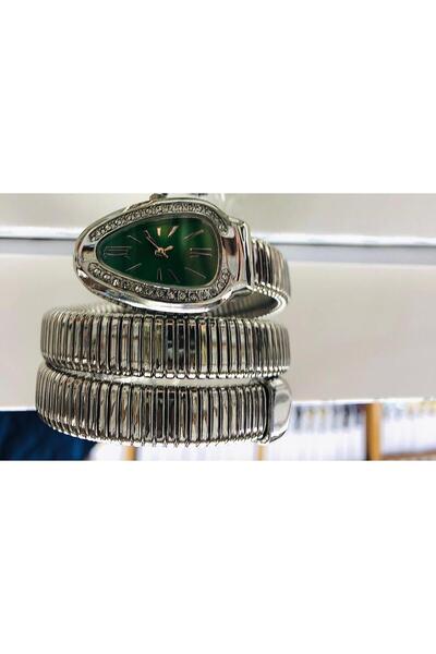 MUMMY CANDLE ساعة نسائية فضية من الداخل باللون الأخضر بتصميم ثعبان