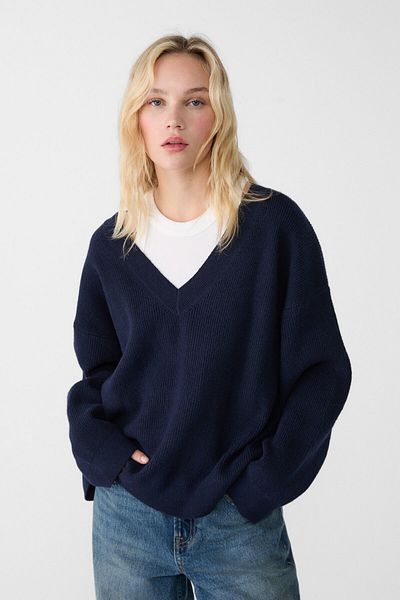 Stradivarius Keçeli V yaka kazak