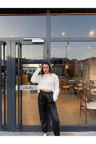 Tuğba Siyah Deri Pantolon