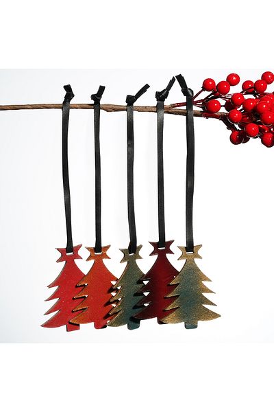 Desa Christmas Pine Tree Leather Keychain