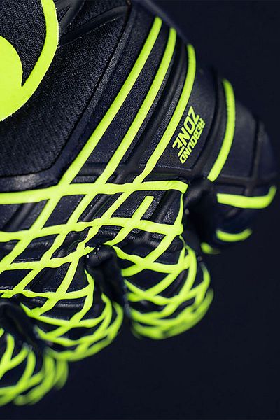 UHLSPORT فائقة النعومة 101133401   - قفاز حارس المرمى