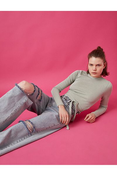 Koton Tričko Crew Neck s dlouhým rukávem a kravatou