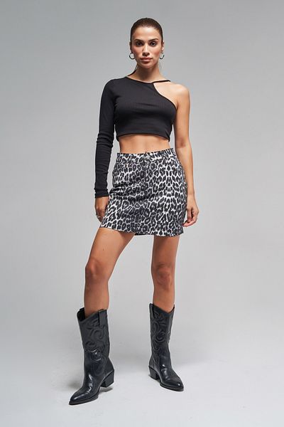 its basic Women's Black and White Leopard Color Mini Denim Skirt
