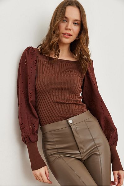 Olalook Γυναικεία πλεκτή μπλούζα Bitter Brown Boat Neck Scalloped BLZ- 19002034